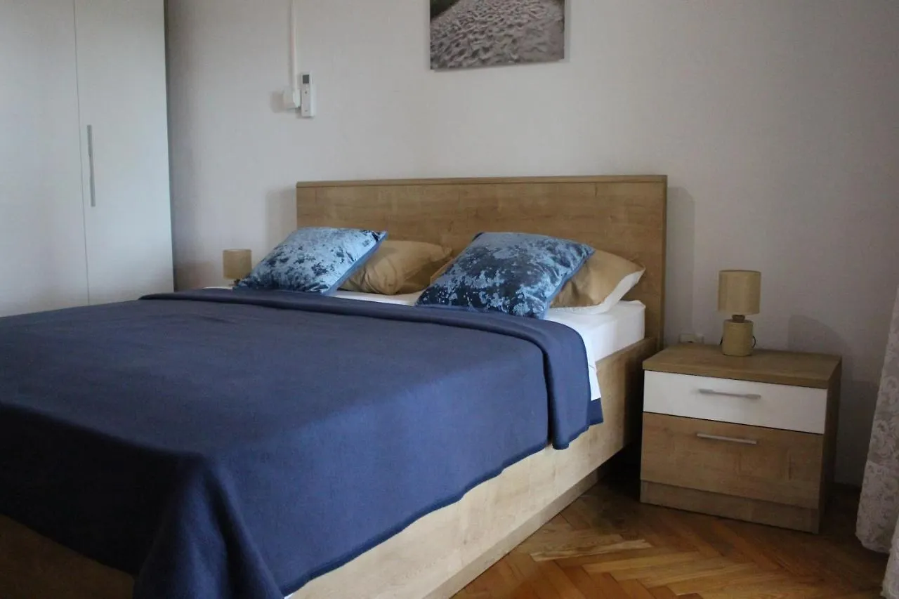 Apartmani Mia Jadranovo Apartment